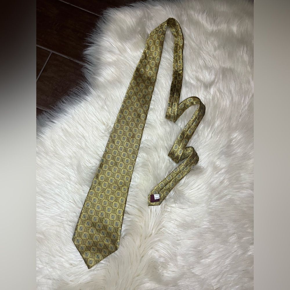 Patrick Francis Ireland jacquard weave mustard yellow printed pure Silk Tie